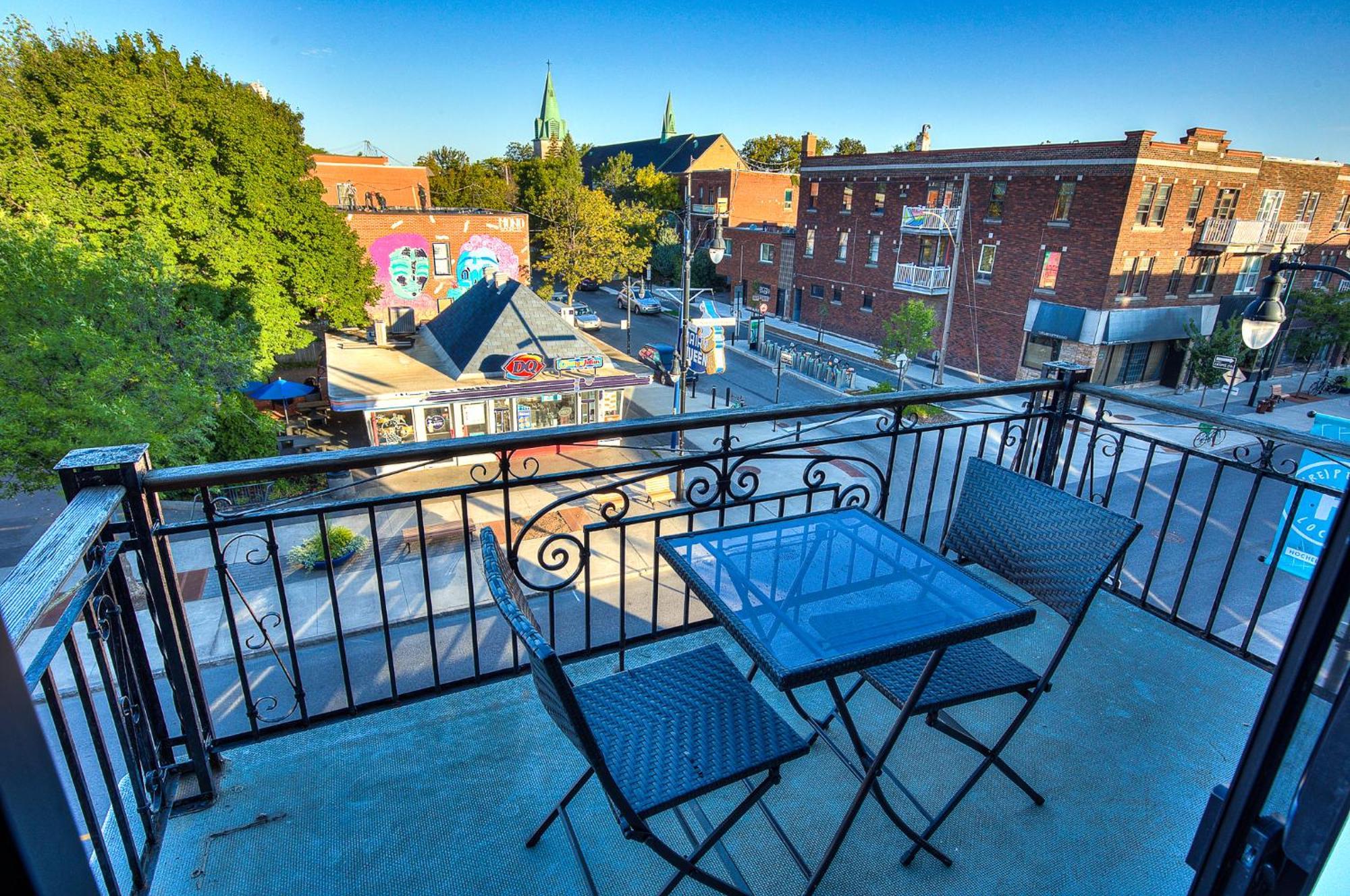 Charm & Luxury Vacation Headquarters To Downtown! Apartment Montreal Luaran gambar