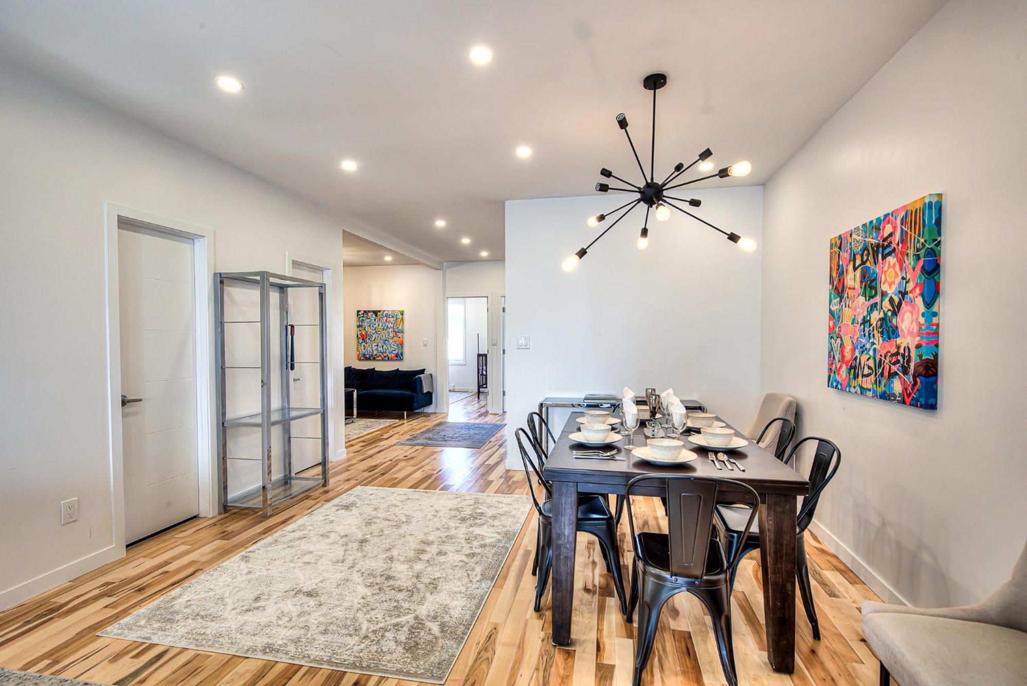 Charm & Luxury Vacation Headquarters To Downtown! Apartment Montreal Luaran gambar
