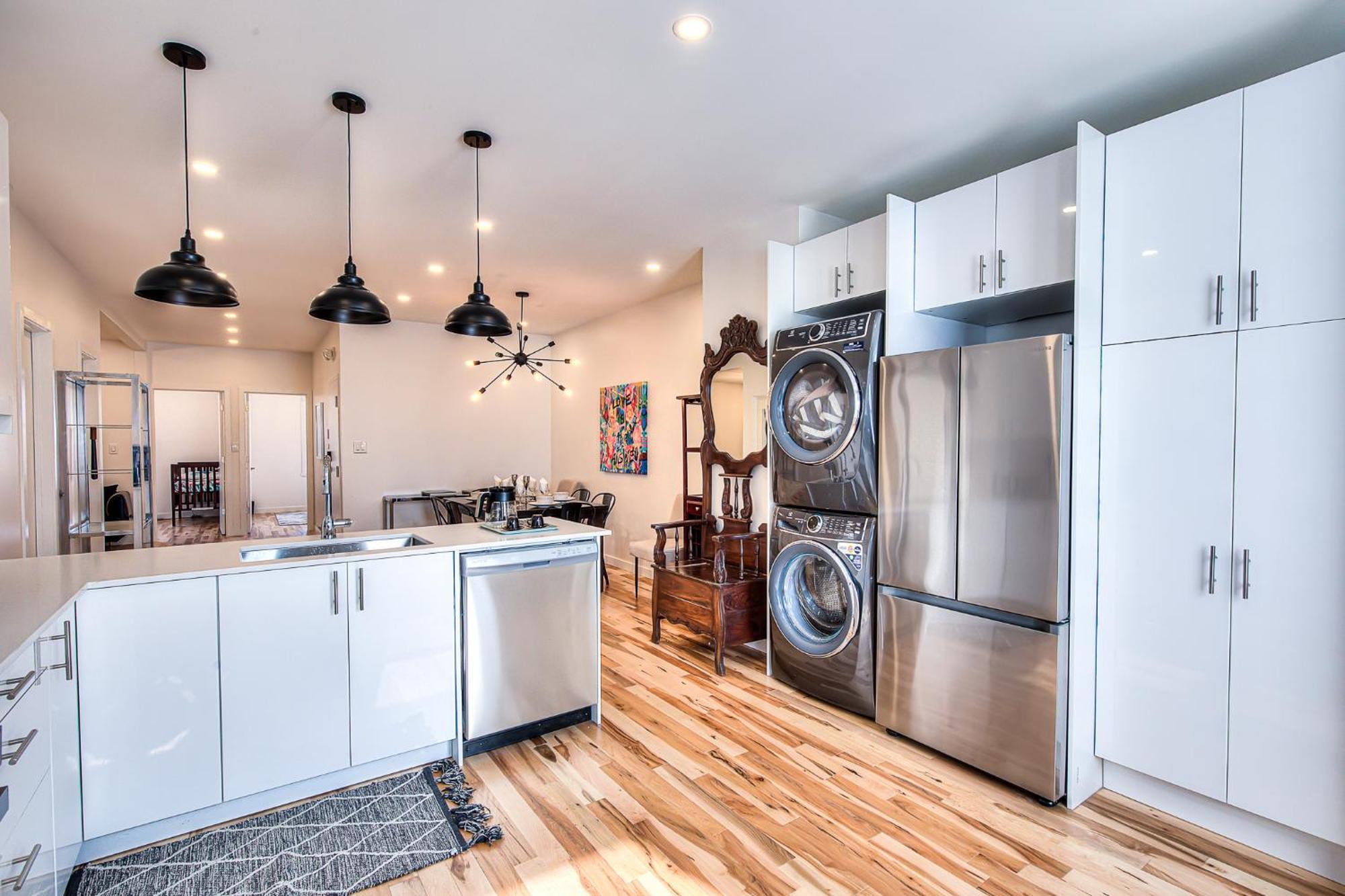 Charm & Luxury Vacation Headquarters To Downtown! Apartment Montreal Luaran gambar