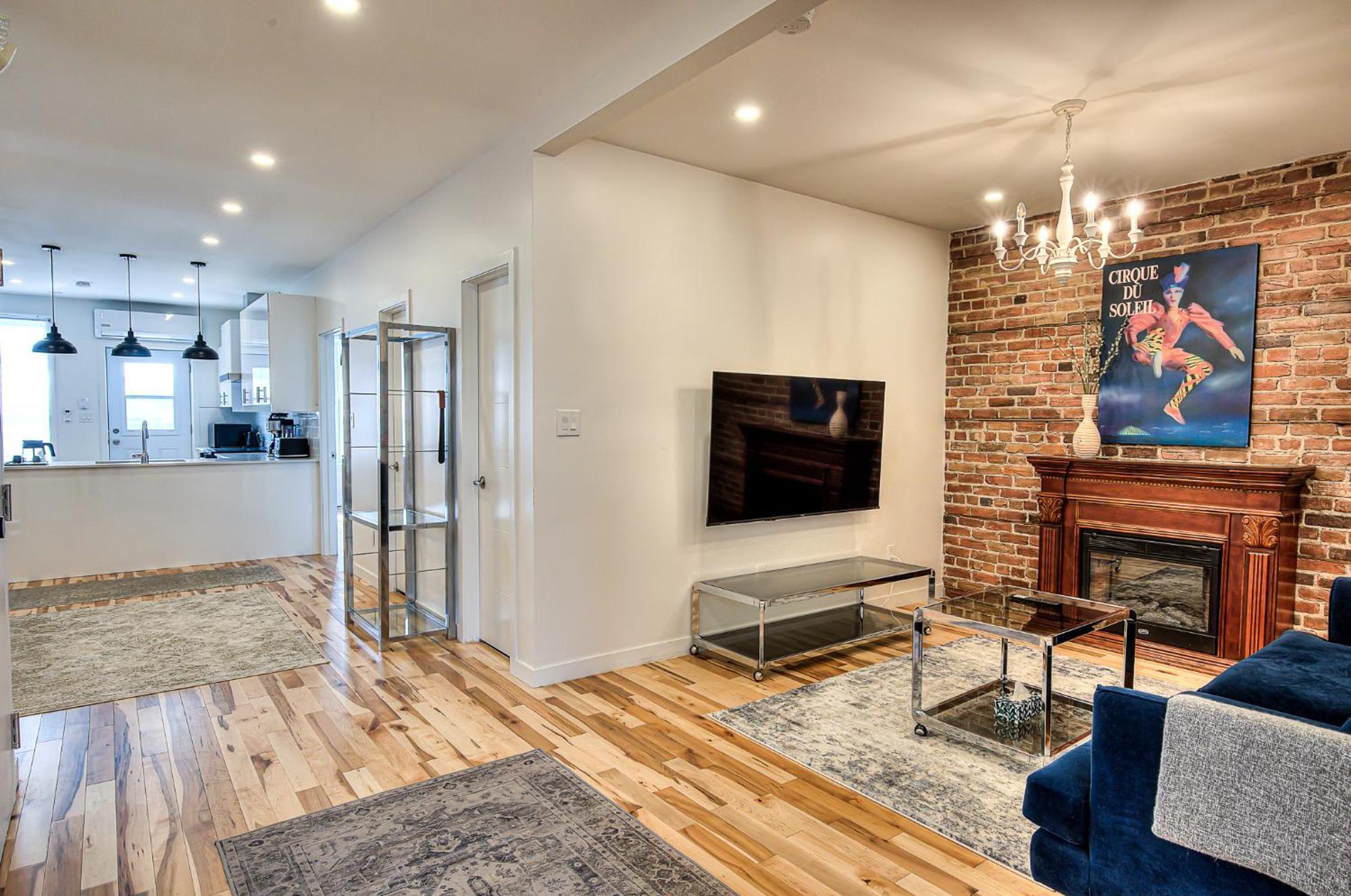 Charm & Luxury Vacation Headquarters To Downtown! Apartment Montreal Luaran gambar