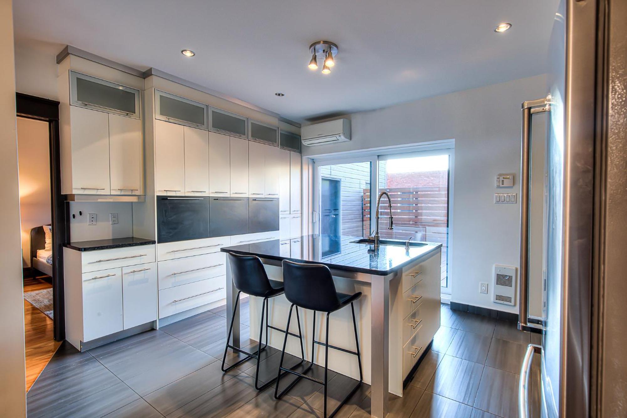 Charm & Luxury Vacation Headquarters To Downtown! Apartment Montreal Luaran gambar