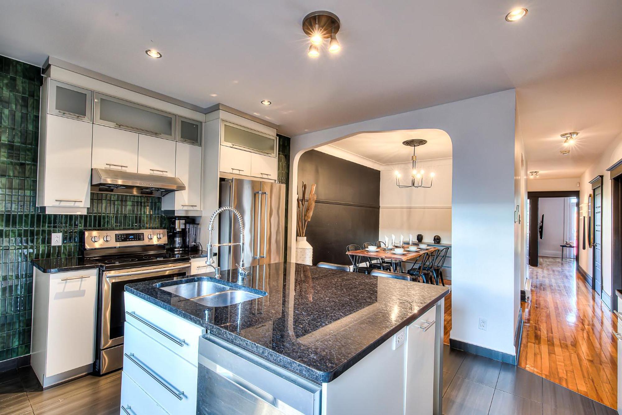 Charm & Luxury Vacation Headquarters To Downtown! Apartment Montreal Luaran gambar