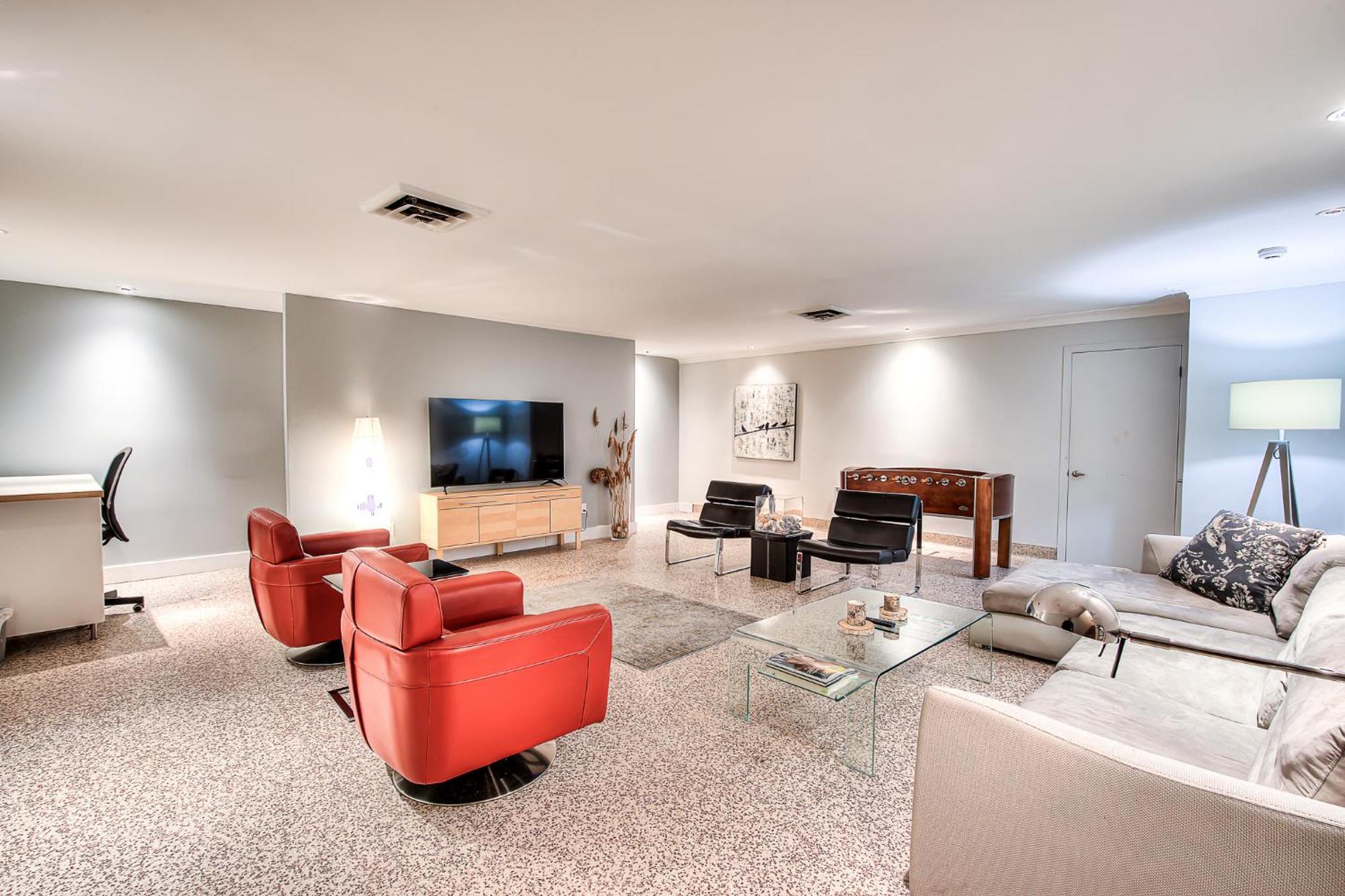 Charm & Luxury Vacation Headquarters To Downtown! Apartment Montreal Luaran gambar