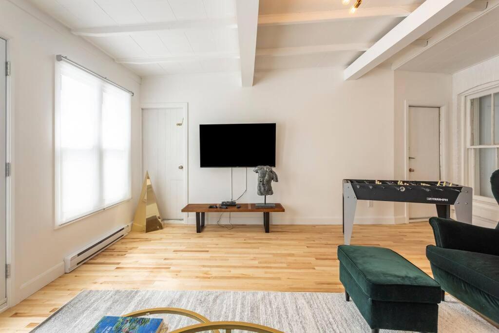 Charm & Luxury Vacation Headquarters To Downtown! Apartment Montreal Luaran gambar