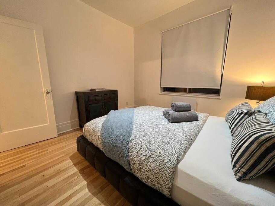 Charm & Luxury Vacation Headquarters To Downtown! Apartment Montreal Luaran gambar