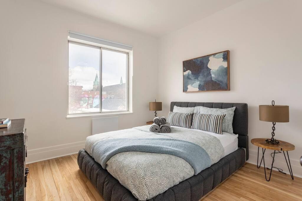 Charm & Luxury Vacation Headquarters To Downtown! Apartment Montreal Luaran gambar